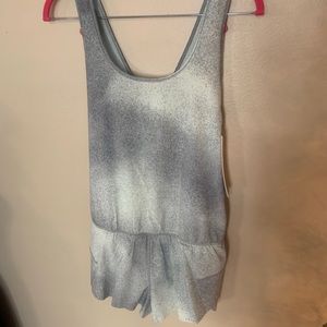 BNWT: lululemon Chase Me onesie
